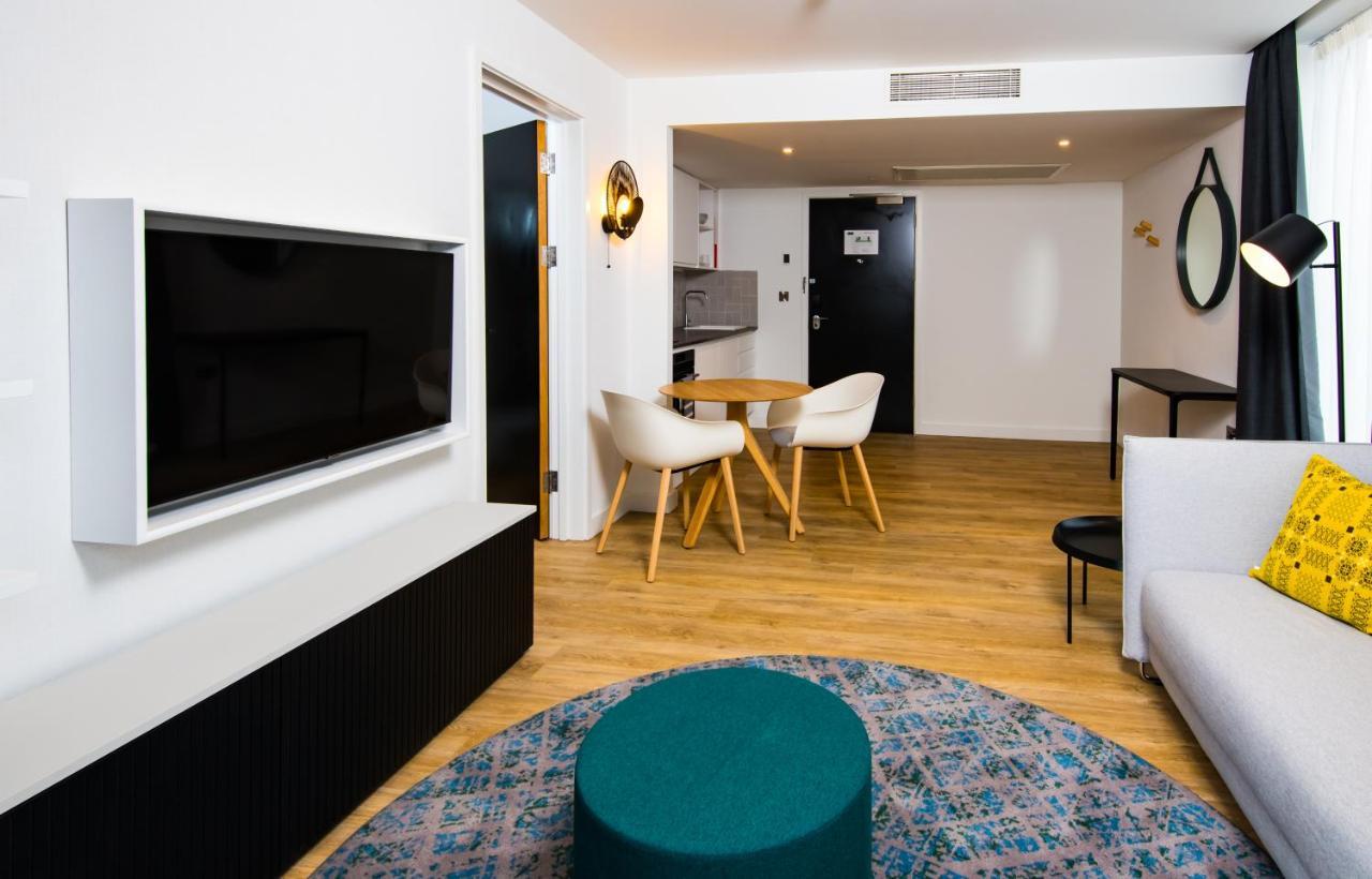 Staybridge Suites - Cardiff By Ihg Экстерьер фото